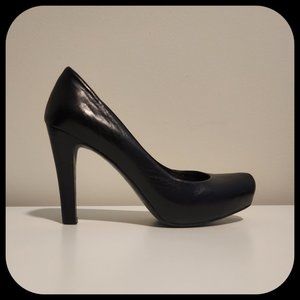 FRANCO SARTO || Black High Heel Pumps (SIZE 7M)